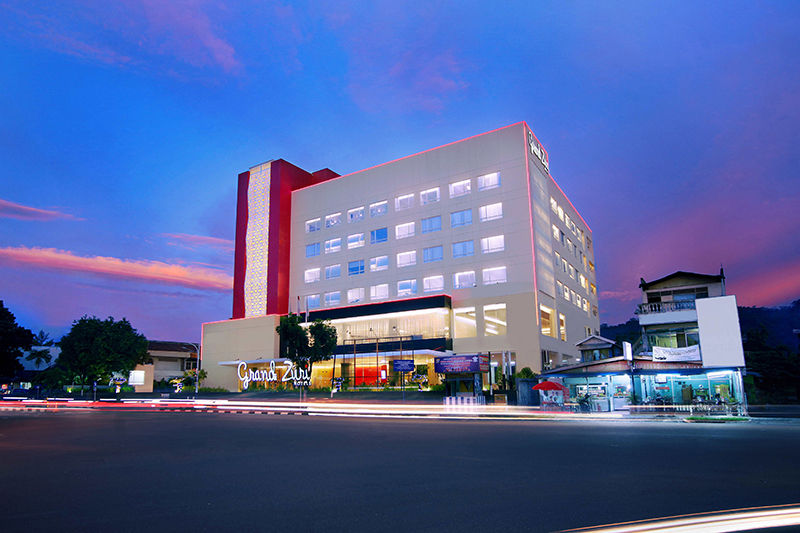 The Zhm Premiere Padang Hotel Padang  Eksteriør billede